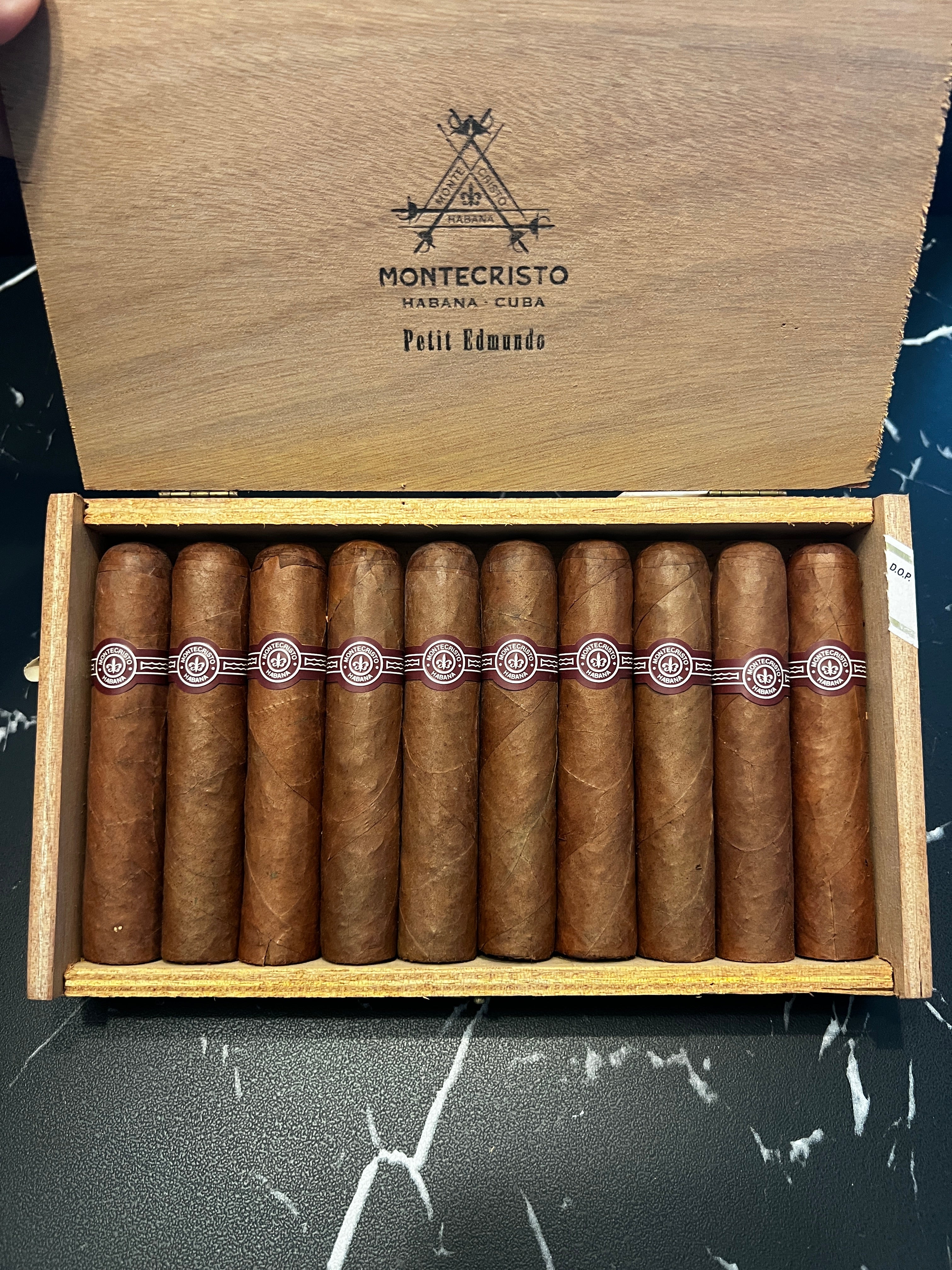 2011 Montecristo Petit Edmundo – Vintage | Box of 10 Cigars